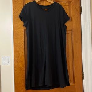 Lululemon open back black dress size 10